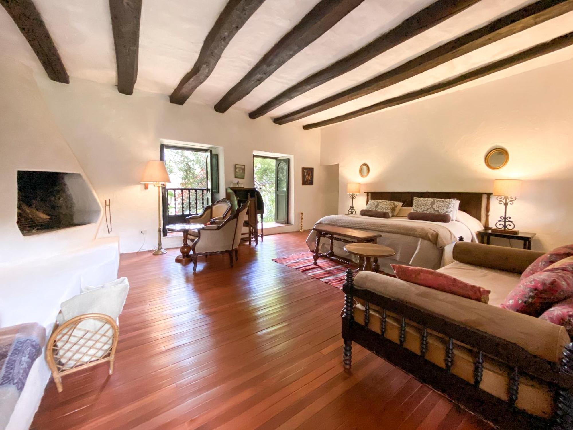 Hotel Hacienda Baza Tibana エクステリア 写真